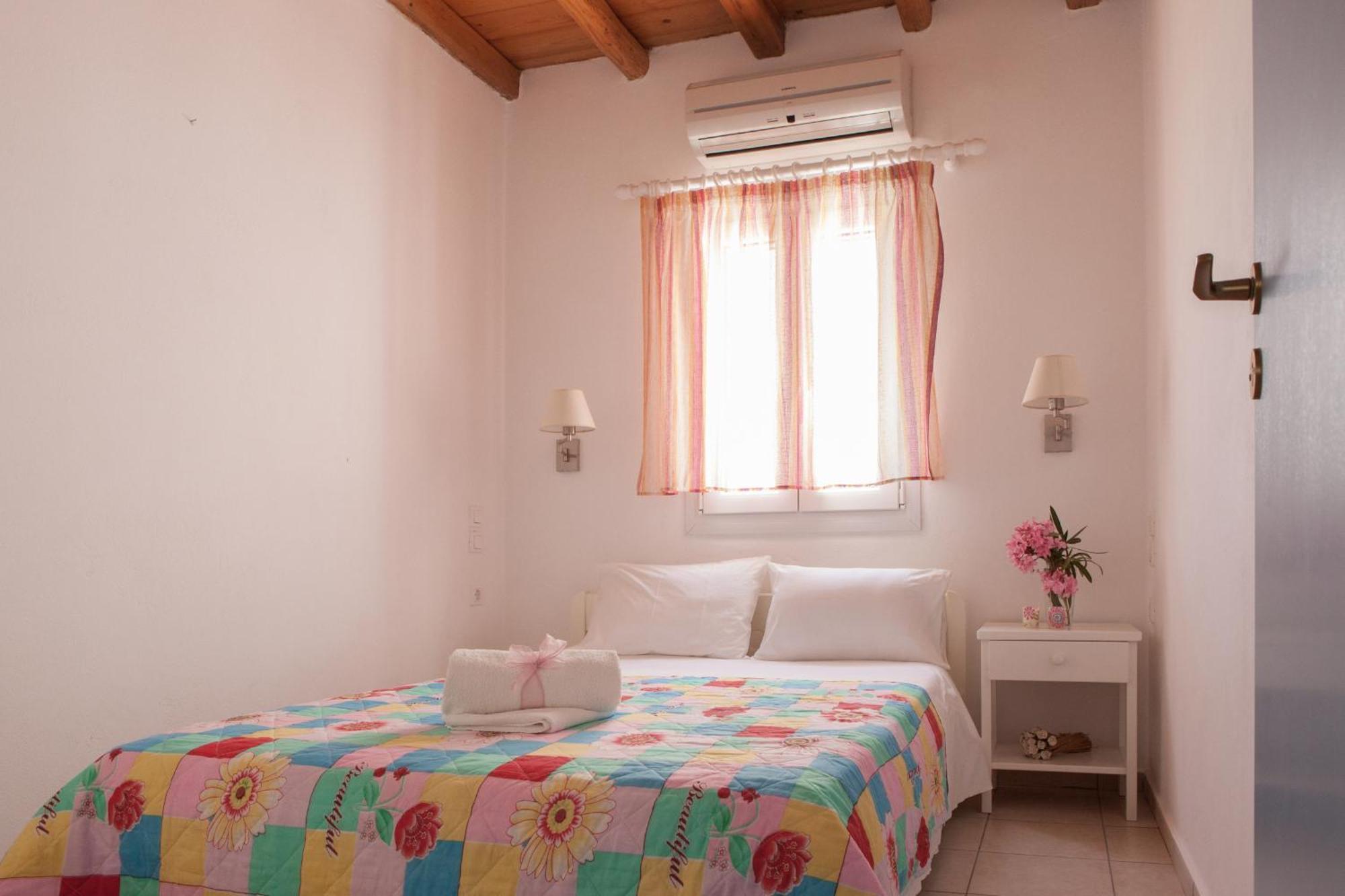 Ergina Summer Resort Antiparos Town الغرفة الصورة